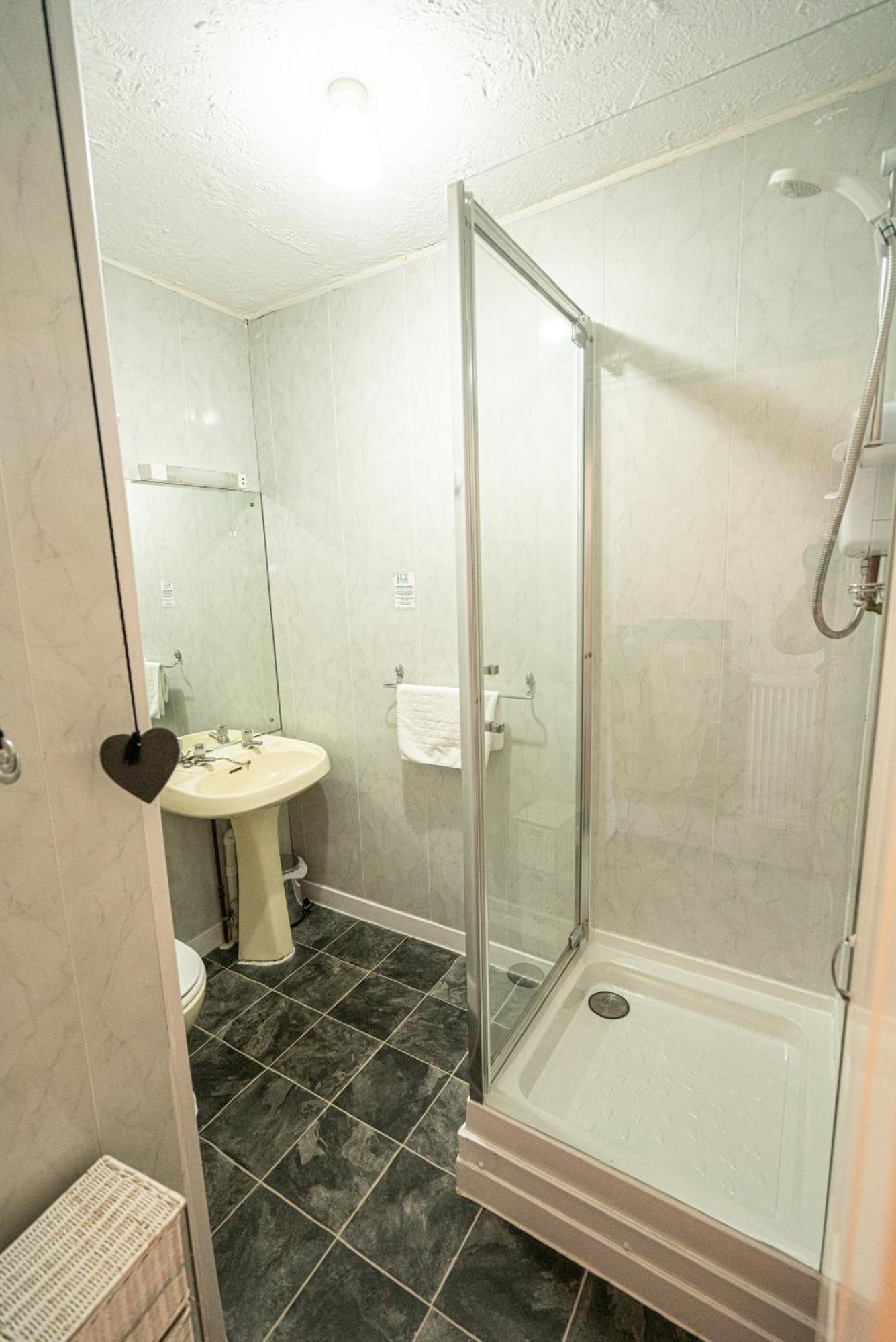חלנדודנו Can-Y-Bae Hotel מראה חיצוני תמונה